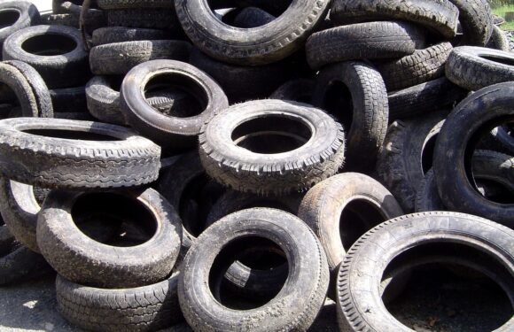 Tyres in the Thames